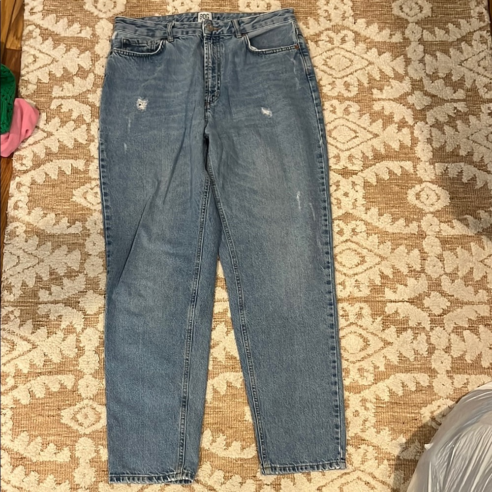 BDG Urban Outfitters Women’s High Rise Mom Jeans